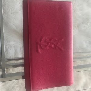 Ysl clutch pink